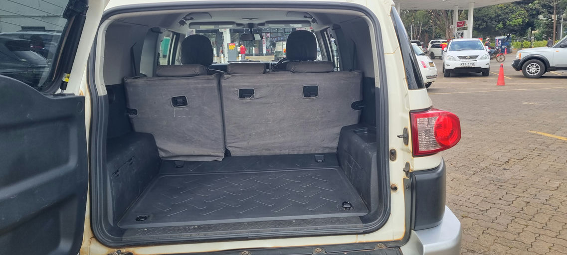 Toyota FJ Cruiser  photo 7
