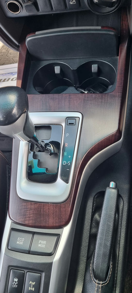 Toyota Fortuner photo 9