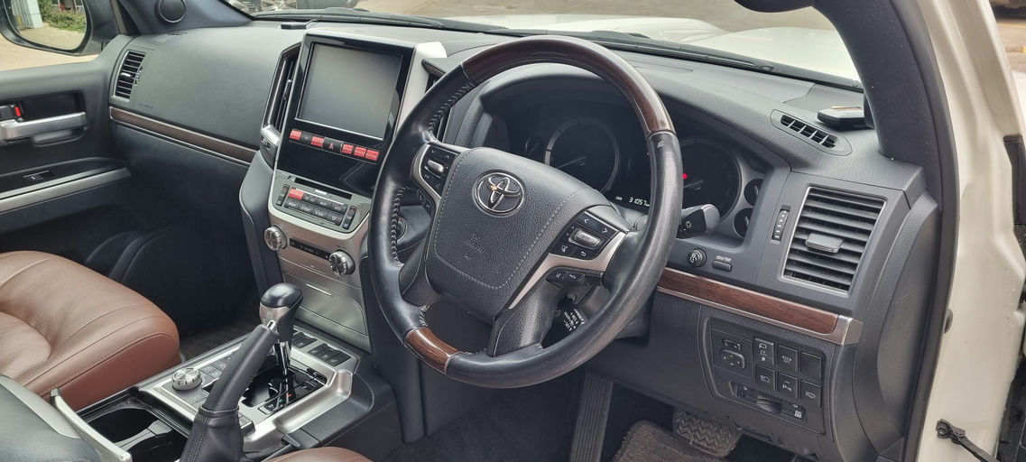 Toyota Land Cruiser ZX Land Cruiser ZX photo 2